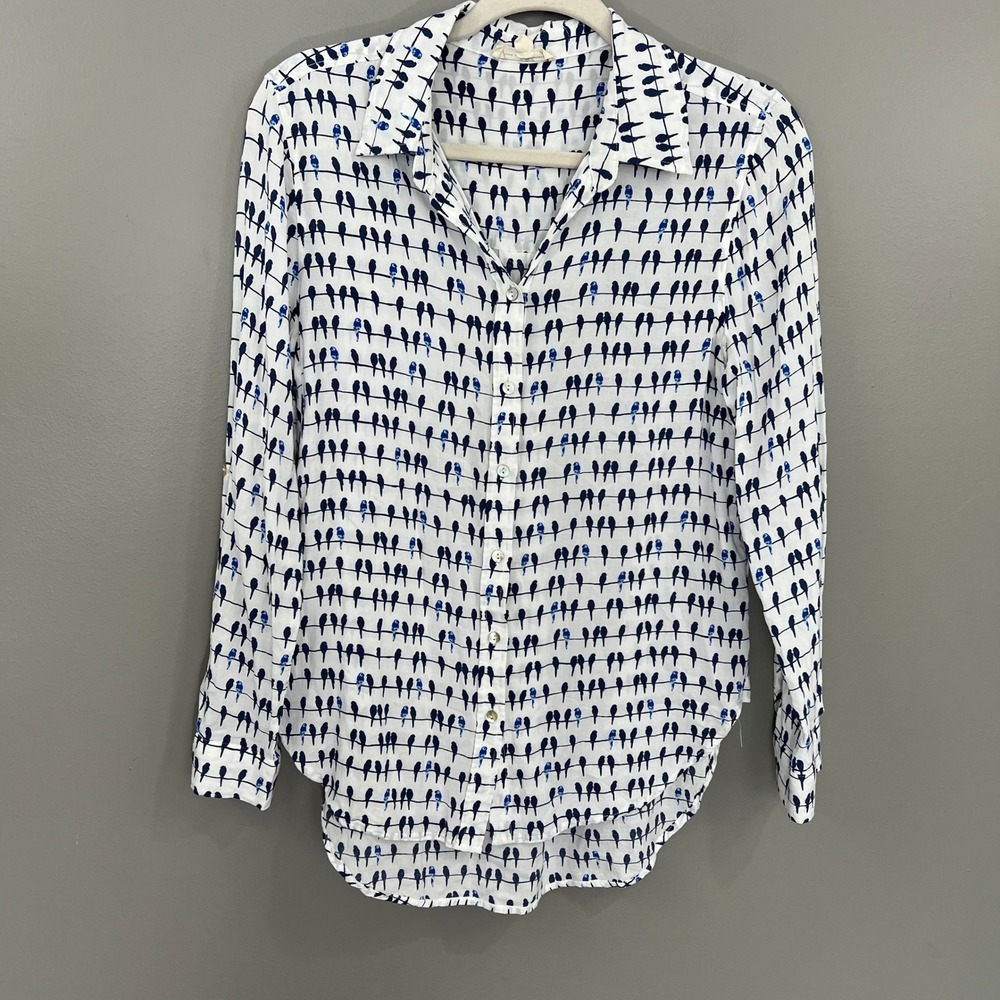 Jane and Delaney Button Down Women Small White Blue Bird Print Great Rayon Top